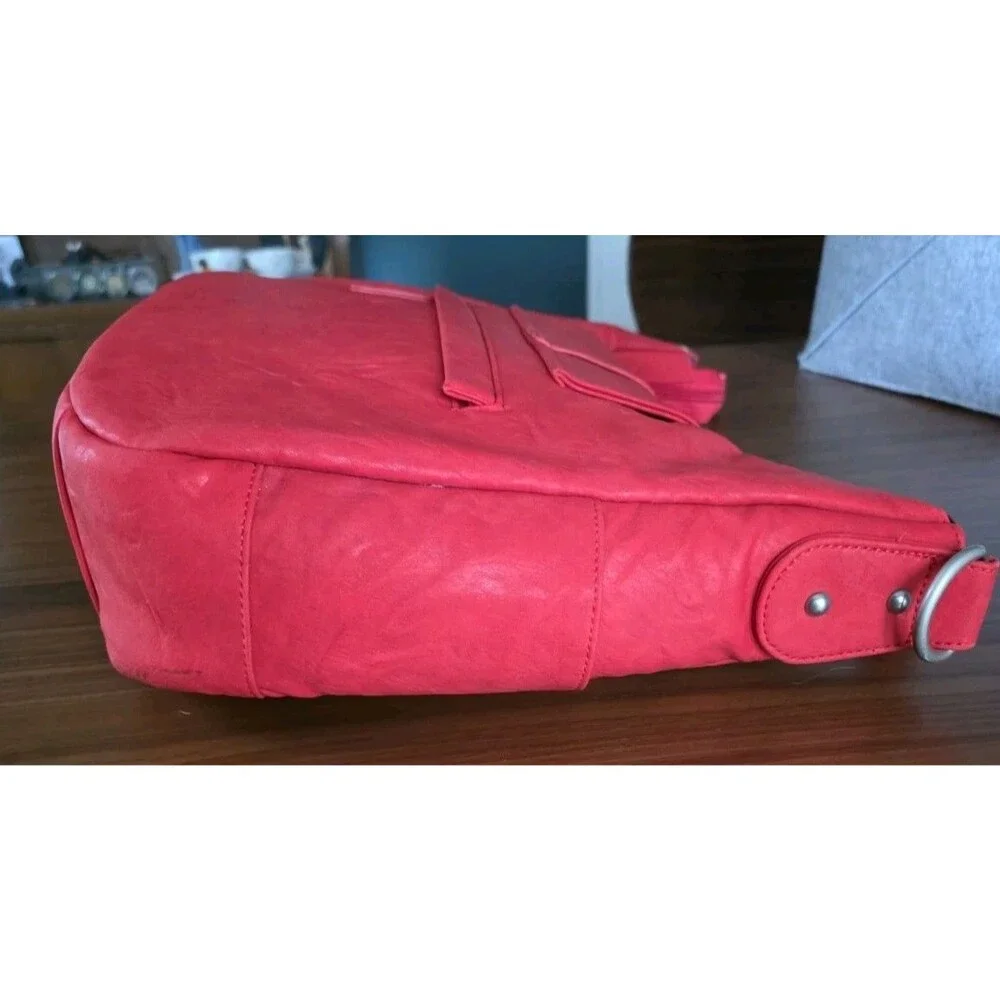 KELLY MOORE Camera Crossbody Hobo Photography Bag Red